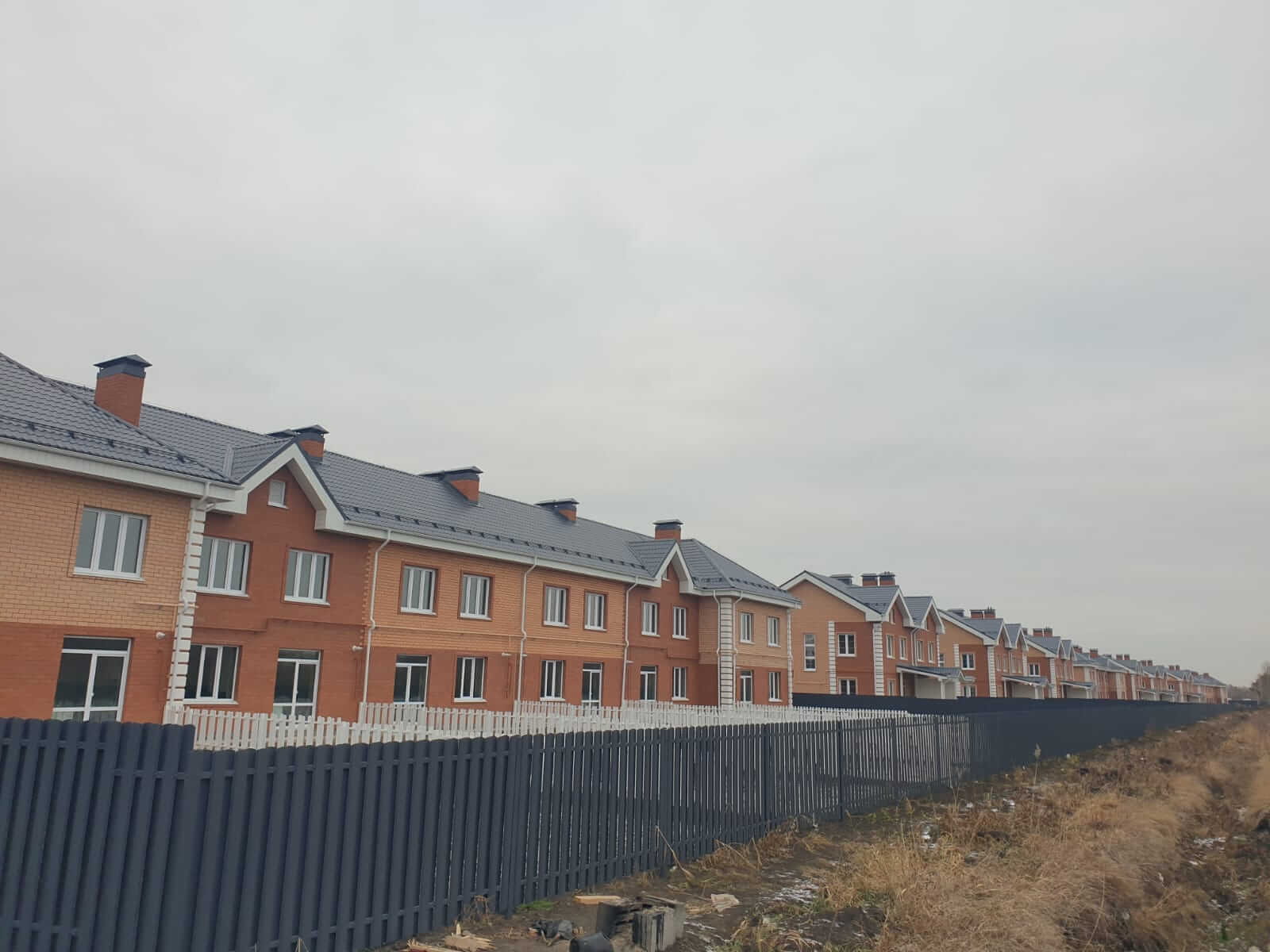 Забор из штакетника 230м Серый Графит фото5 в Керчи